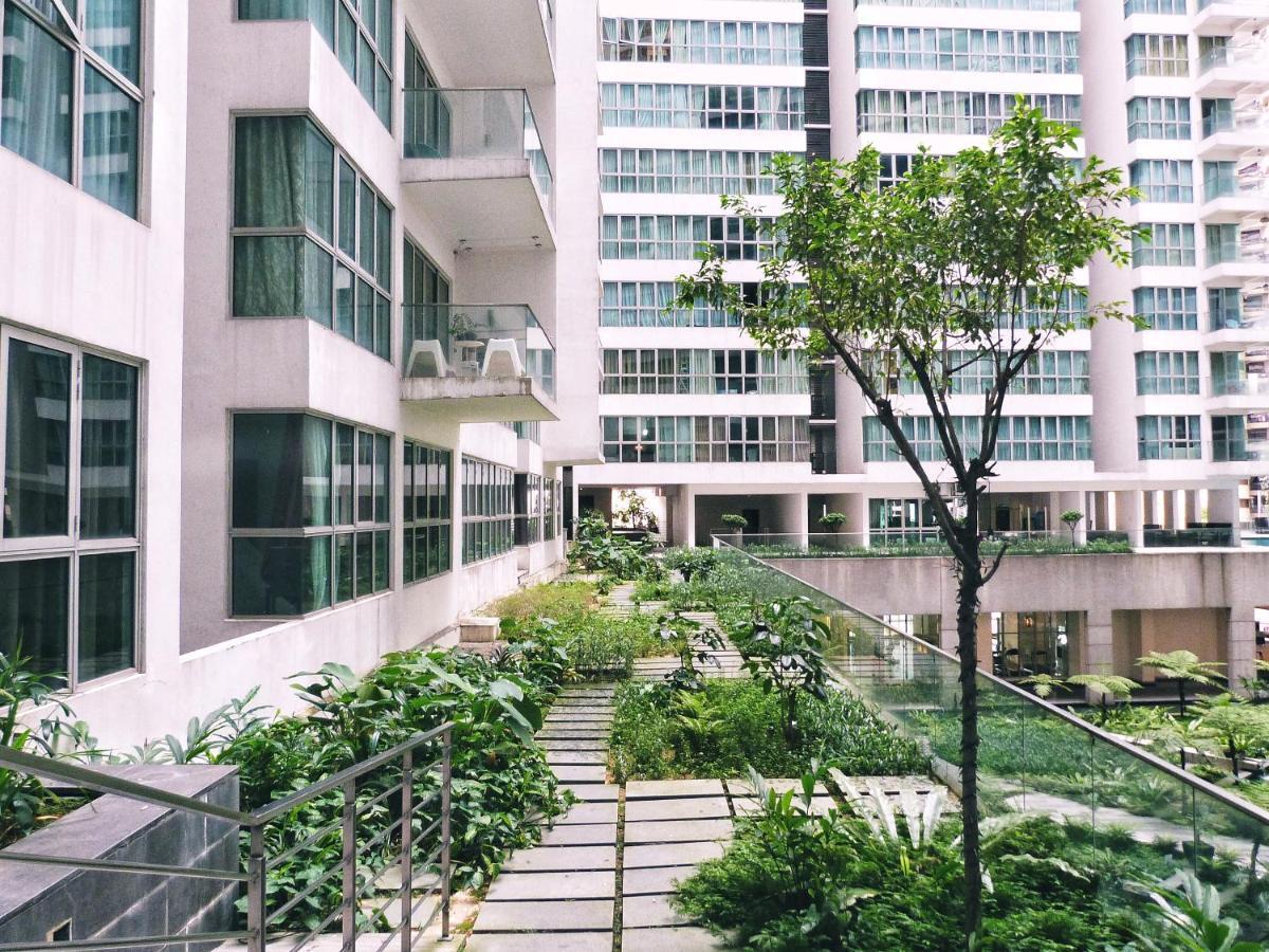 Regalia Skypool Klcc Hostel Kuala Lumpur