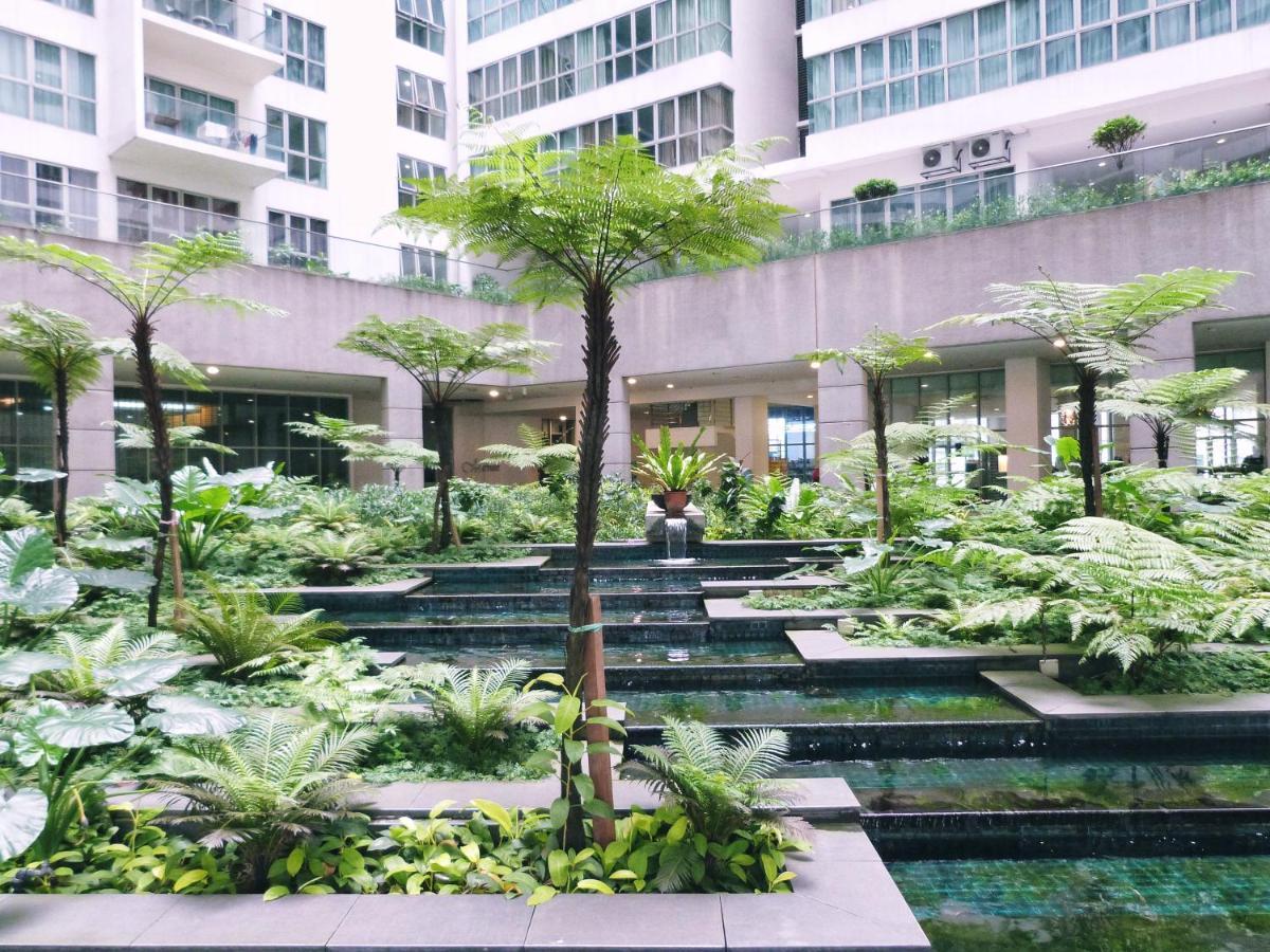 Regalia Skypool Klcc Asrama Kuala Lumpur